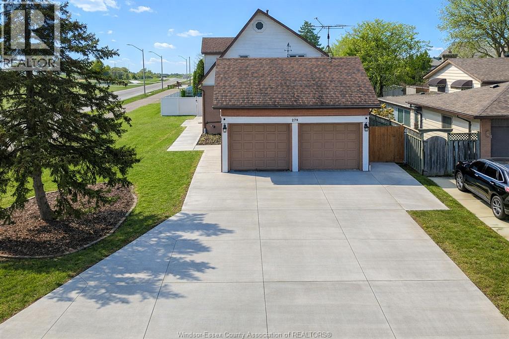 279 Chene, Tecumseh, Ontario  N8N 3H5 - Photo 4 - 26003526