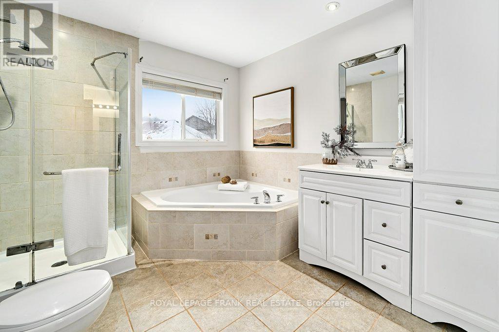 95 Harrongate Place, Whitby, Ontario  L1R 3E5 - Photo 16 - E12801980