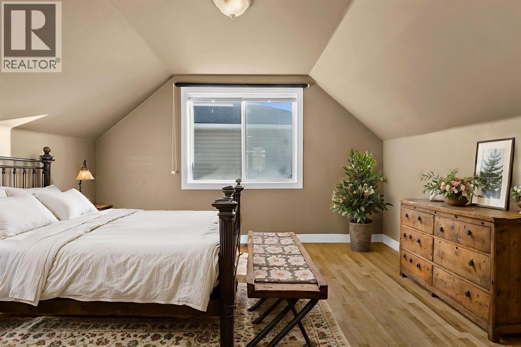 4416 Quentin Court Sw, Calgary, Alberta  T2T 6B9 - Photo 4 - A2286415