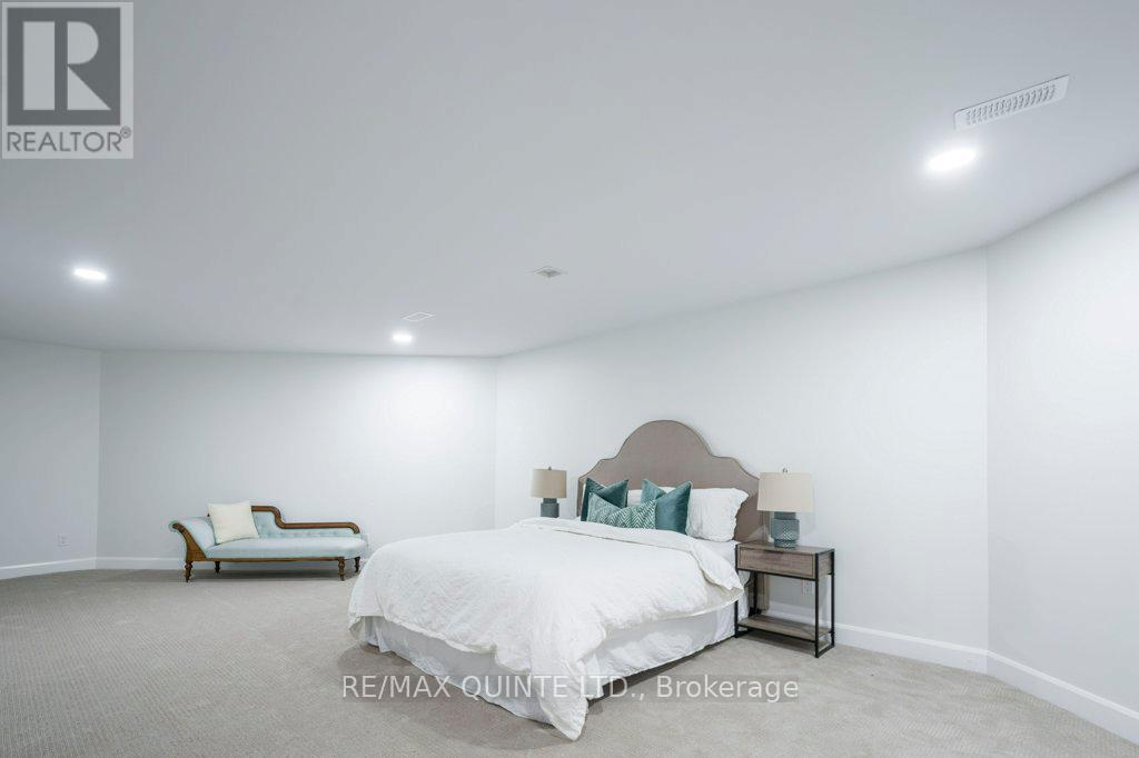 1190 County Rd 3 Road, Prince Edward County (Ameliasburg Ward), Ontario  K8N 4Z1 - Photo 34 - X12801842