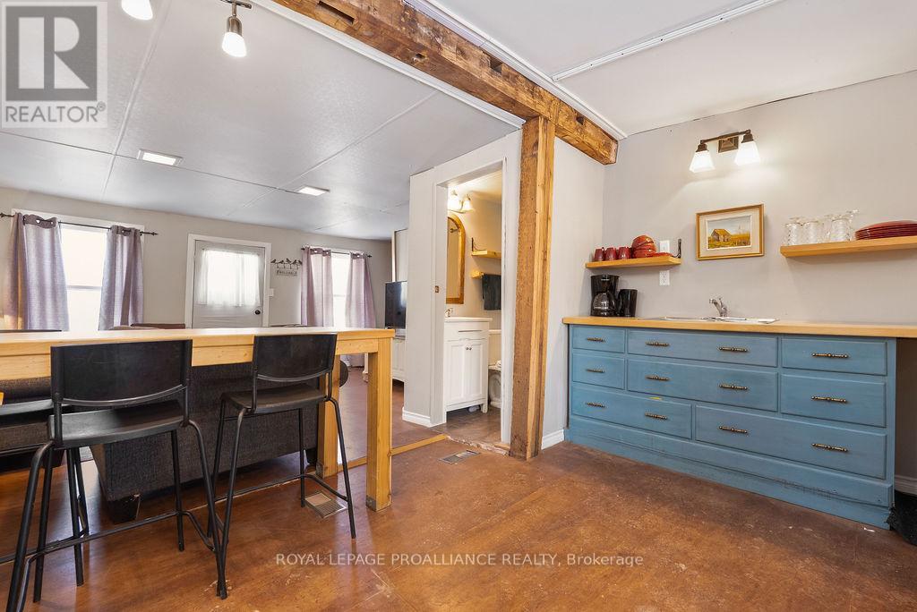 25 Thomas Street, Tweed (Hungerford (Twp)), Ontario  K0K 3H0 - Photo 11 - X12801932