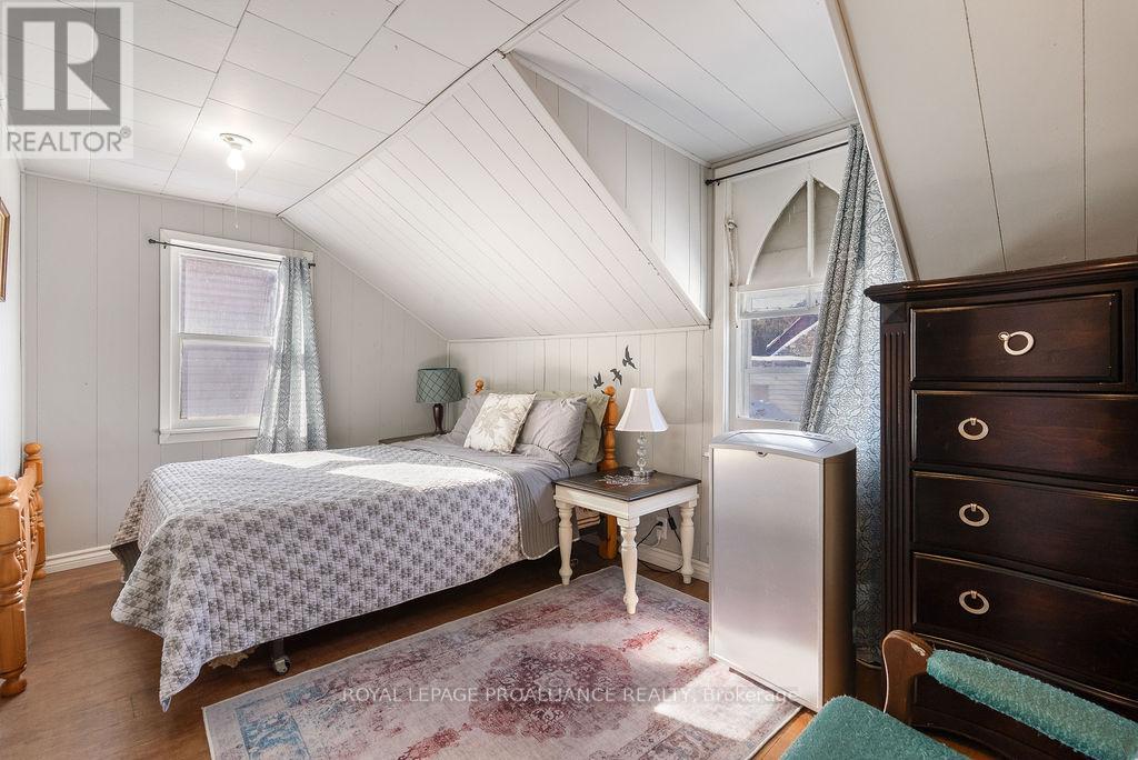 25 Thomas Street, Tweed (Hungerford (Twp)), Ontario  K0K 3H0 - Photo 13 - X12801932