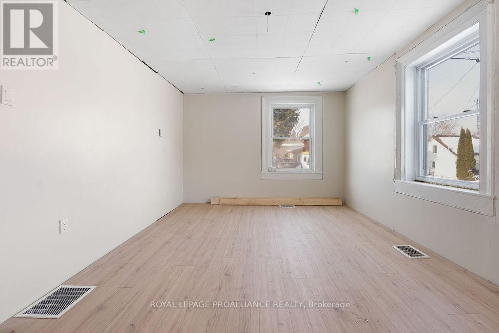 25 Thomas Street, Tweed (Hungerford (Twp)), Ontario  K0K 3H0 - Photo 22 - X12801932