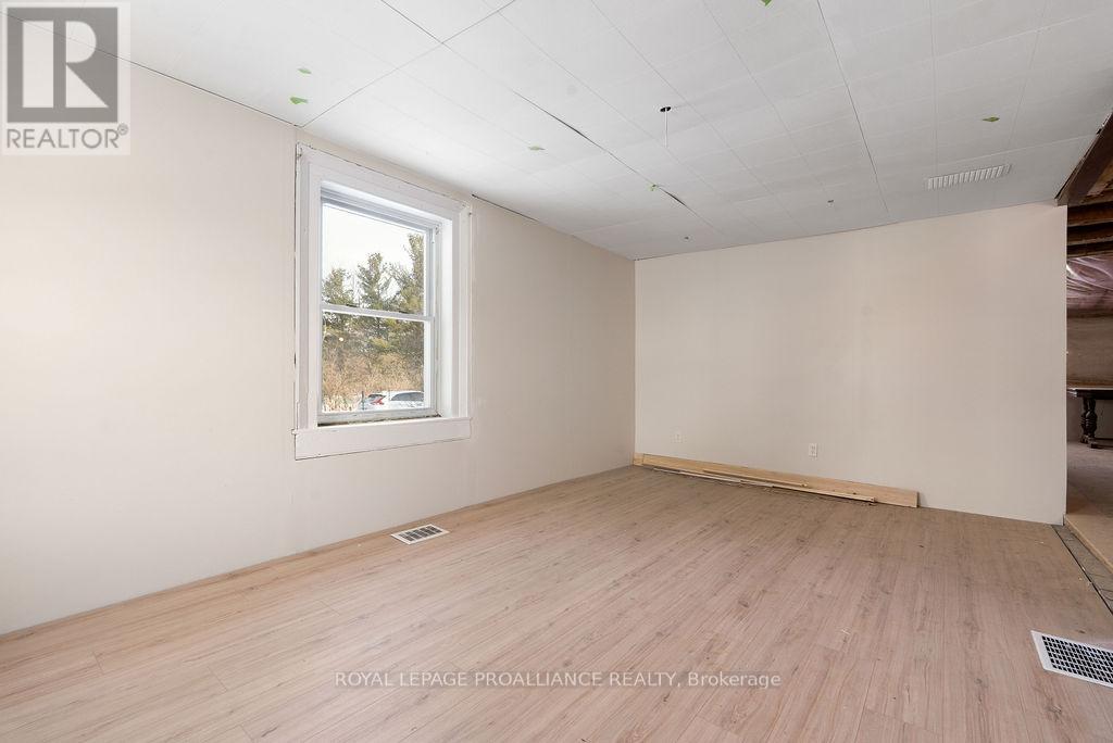 25 Thomas Street, Tweed (Hungerford (Twp)), Ontario  K0K 3H0 - Photo 23 - X12801932