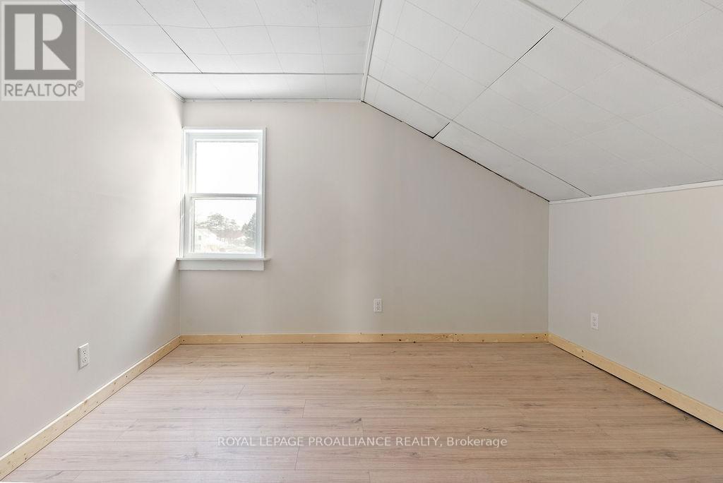 25 Thomas Street, Tweed (Hungerford (Twp)), Ontario  K0K 3H0 - Photo 25 - X12801932