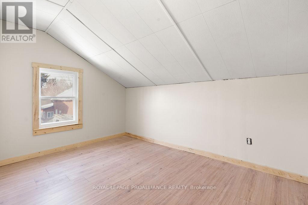 25 Thomas Street, Tweed (Hungerford (Twp)), Ontario  K0K 3H0 - Photo 26 - X12801932