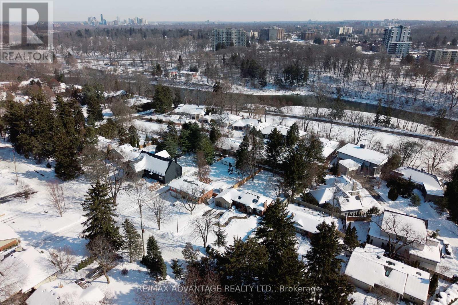 832 Sunninghill Avenue, London North, Ontario  N6H 3L9 - Photo 42 - X12801880