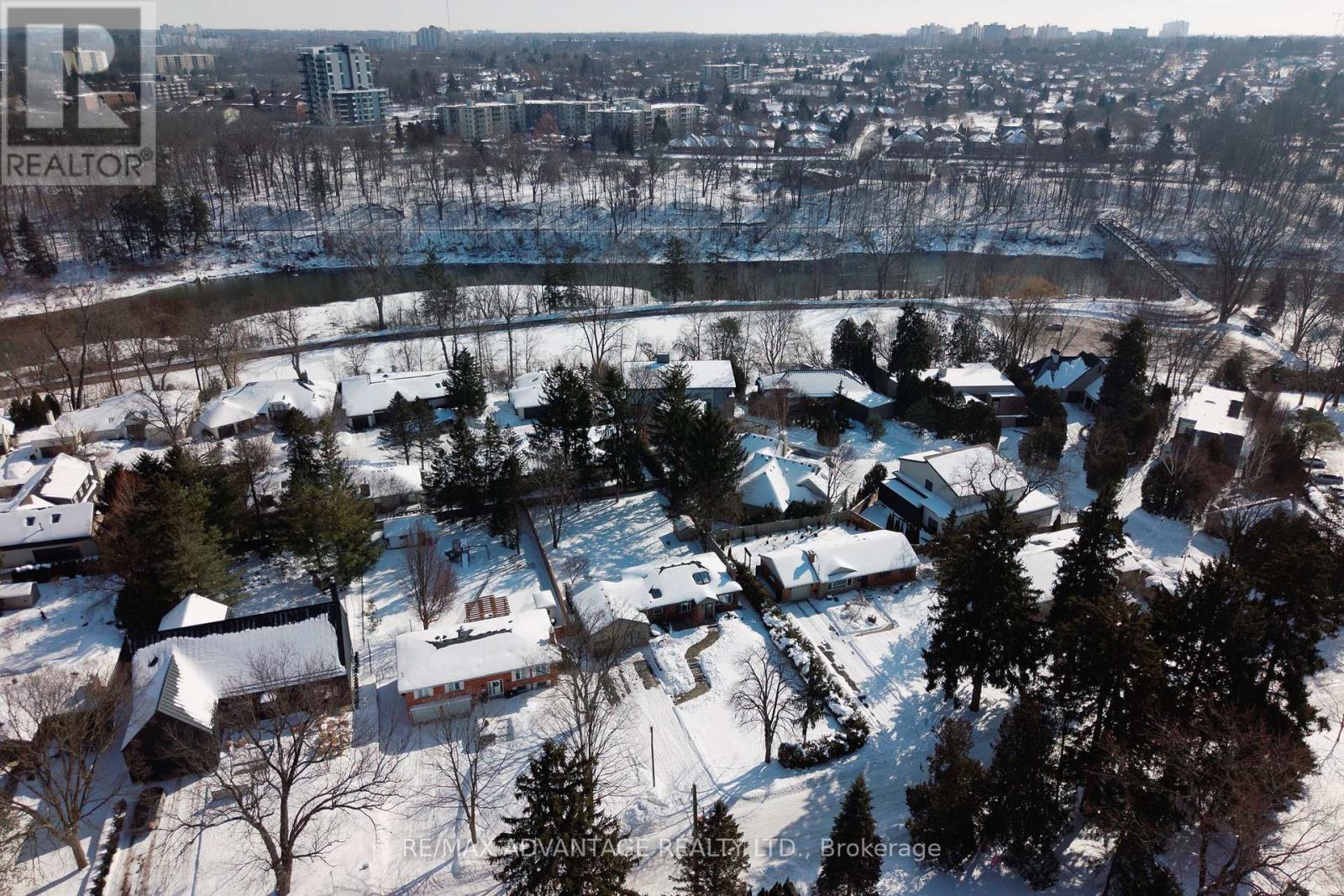 832 Sunninghill Avenue, London North, Ontario  N6H 3L9 - Photo 44 - X12801880