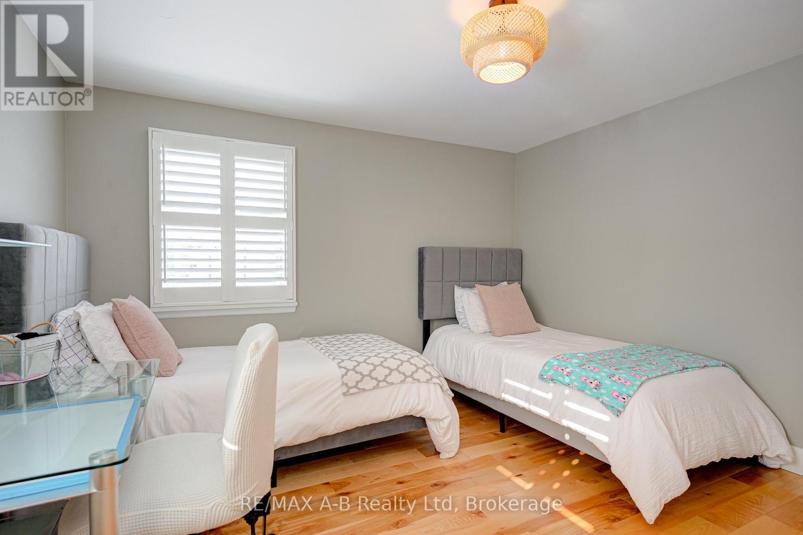 248 Huntingdon Avenue, Stratford, Ontario  N5A 6P8 - Photo 26 - X12633810