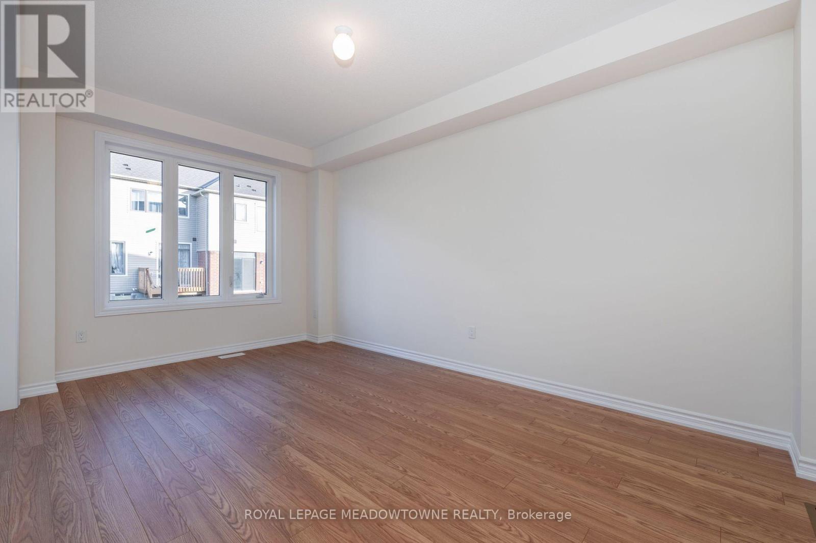 6 Prudhoe Terrace, Barrie, Ontario  L9S 2Z8 - Photo 4 - S12801810