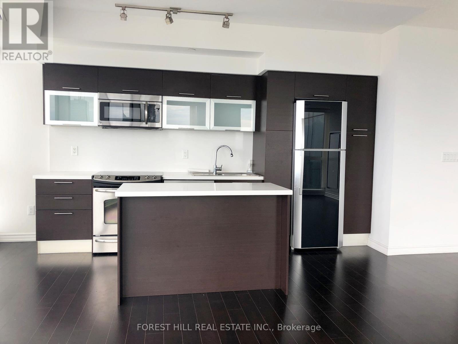 5210 - 386 Yonge Street, Toronto, Ontario  M5B 0A5 - Photo 3 - C12801850