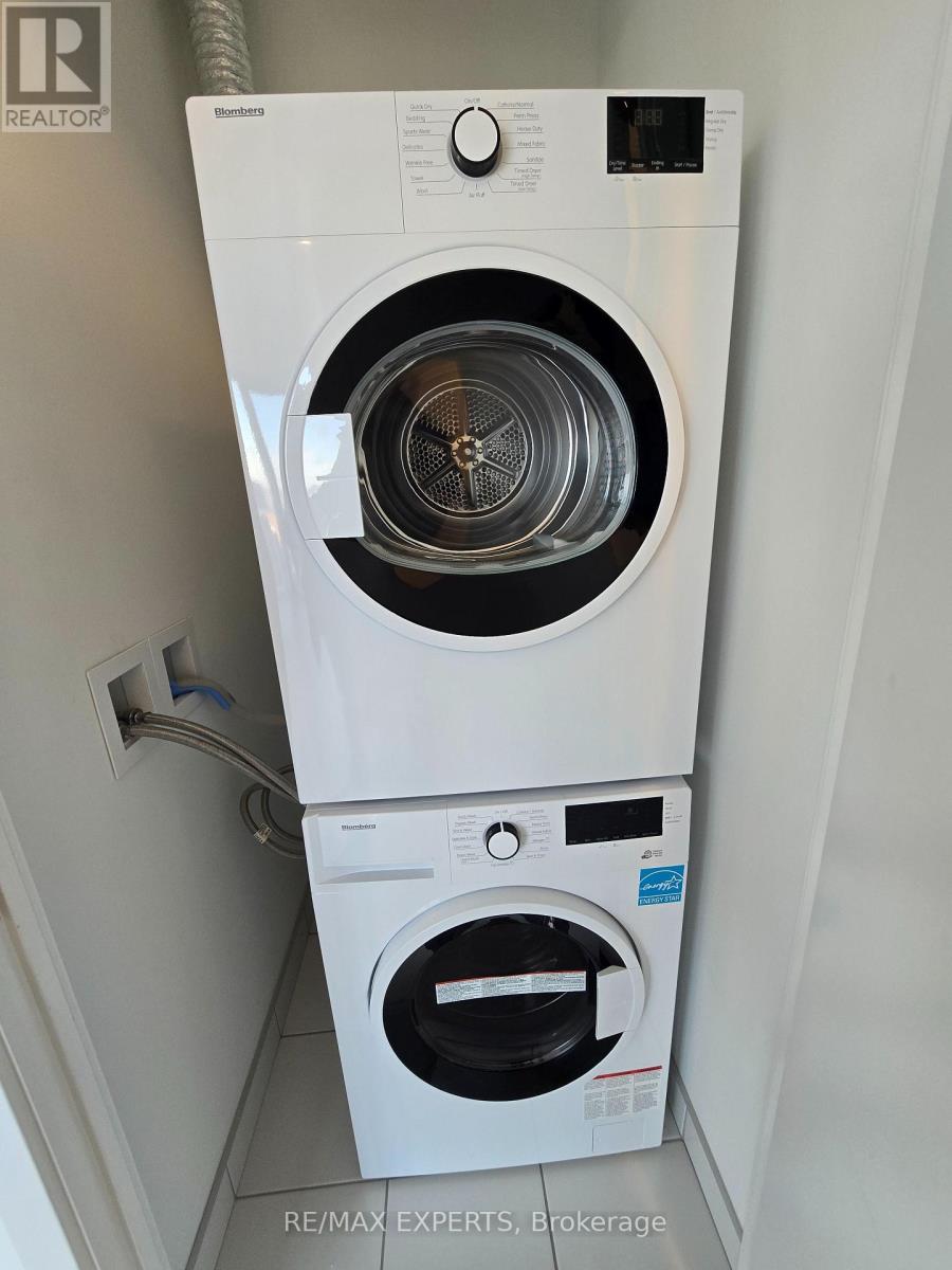 2405 - 634 Church Street, Toronto, Ontario  M4Y 2G3 - Photo 10 - C12801946