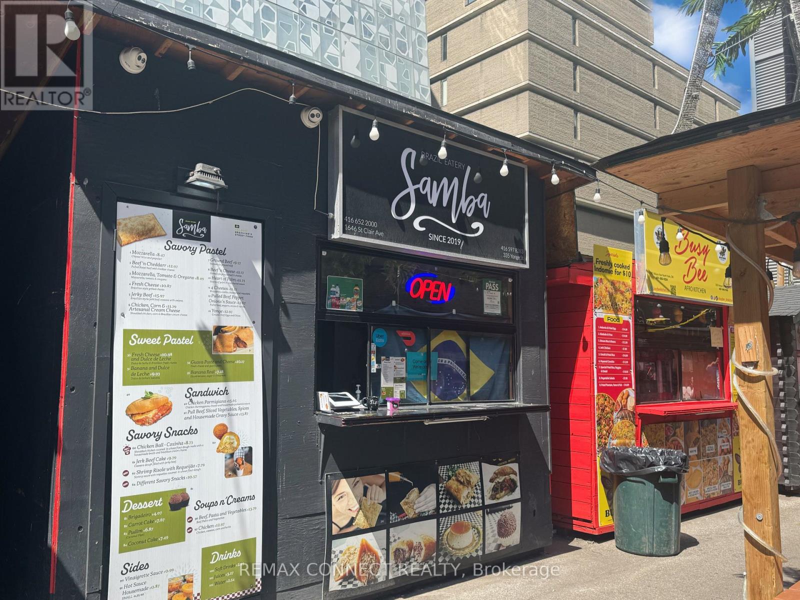 335 Yonge Street, Toronto, Ontario  M5B 1C1 - Photo 2 - C12801970