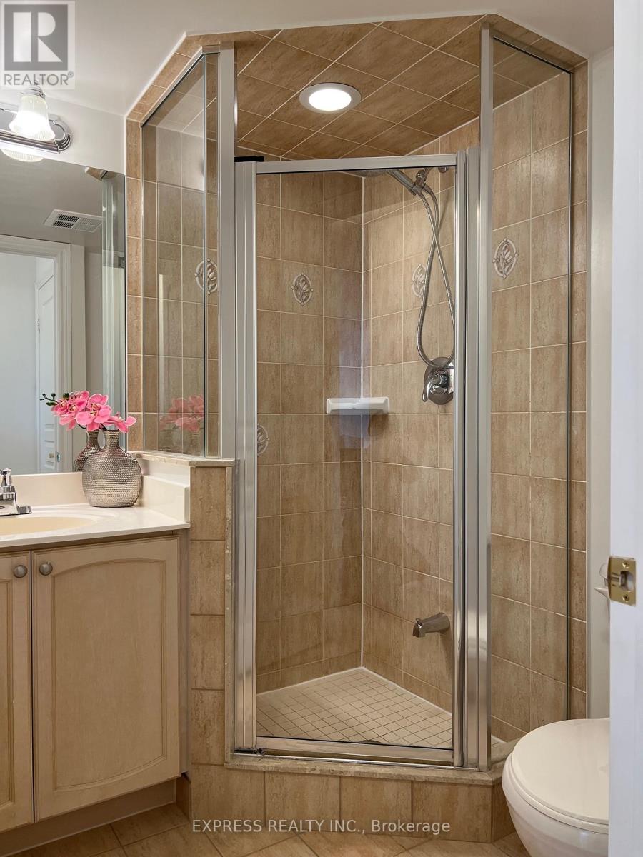 1024 - 15 Northtown Way, Toronto, Ontario  M3N 7A2 - Photo 6 - C12801982