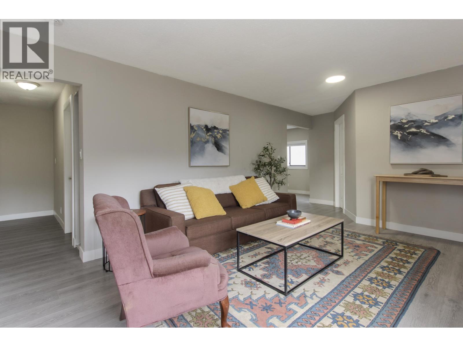 39727 Government Road, Squamish, British Columbia  V8B 0A2 - Photo 4 - R3091534