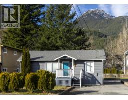 39727 GOVERNMENT ROAD, Squamish, British Columbia