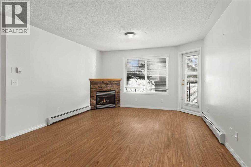 109, 345 Rocky Vista Park Nw, Calgary, Alberta  T3G 5K6 - Photo 2 - A2282267