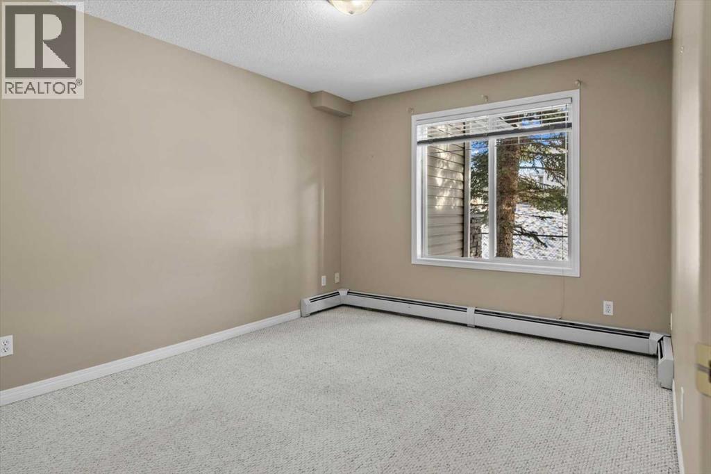 109, 345 Rocky Vista Park Nw, Calgary, Alberta  T3G 5K6 - Photo 8 - A2282267