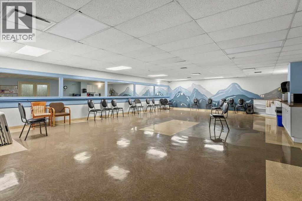 109, 345 Rocky Vista Park Nw, Calgary, Alberta  T3G 5K6 - Photo 15 - A2282267