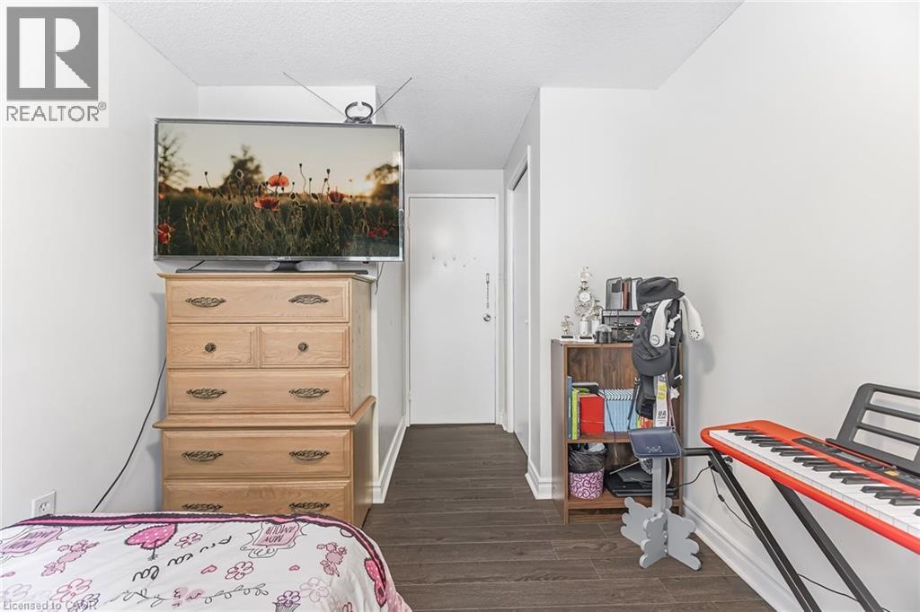 2035 South Millway, Mississauga, Ontario  L5L 1R7 - Photo 32 - 40806126