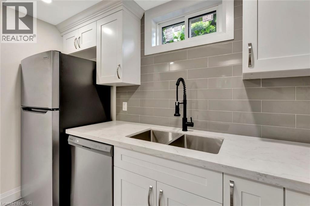 6 Ruskview Road Unit# 2, Kitchener, Ontario  N2M 4S2 - Photo 7 - 40806057