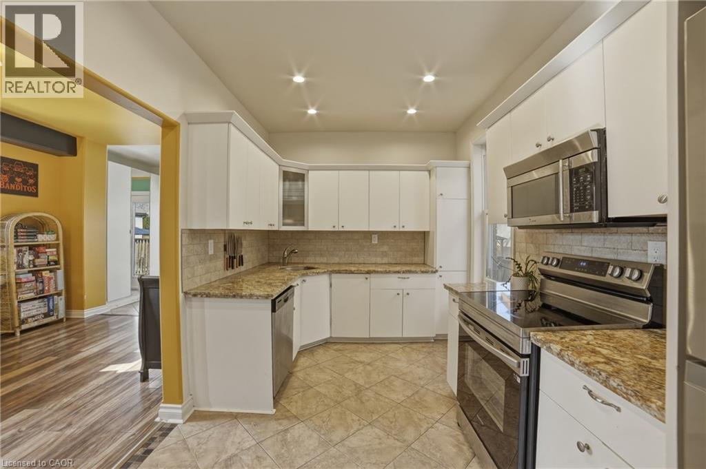 81 Ottawa Street N, Hamilton, Ontario  L8H 3Y9 - Photo 11 - 40805687