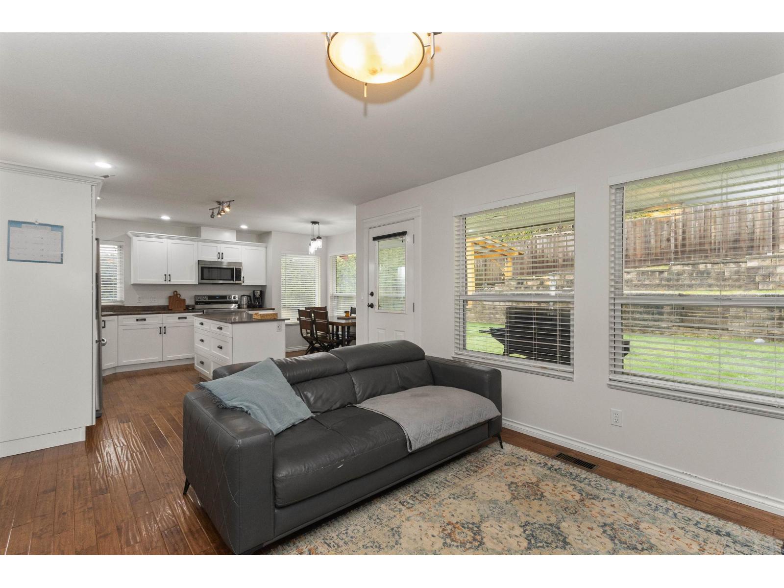 36185 Cassandra Drive, Abbotsford, British Columbia  V3G 2N6 - Photo 11 - R3090132