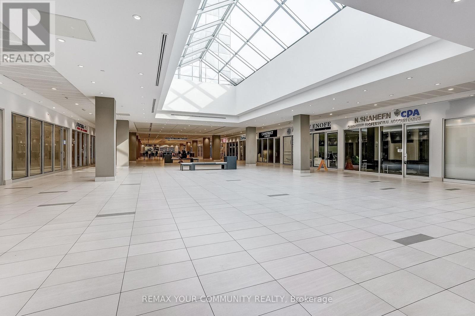 155 - 7777 Weston Road E, Vaughan, Ontario  L4L 0G9 - Photo 12 - N12801184