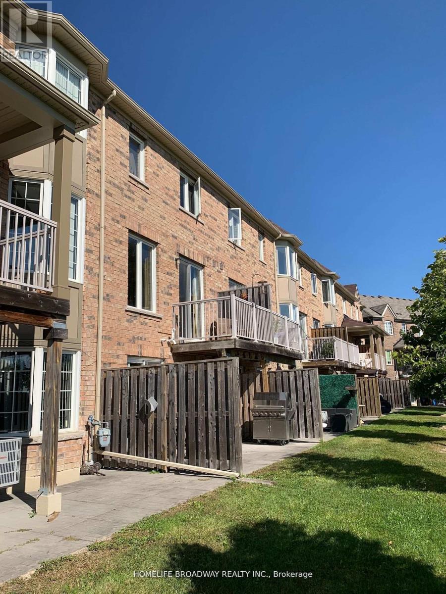 720 Wendy Culbert Crescent, Newmarket, Ontario  L3X 0A4 - Photo 8 - N12801870