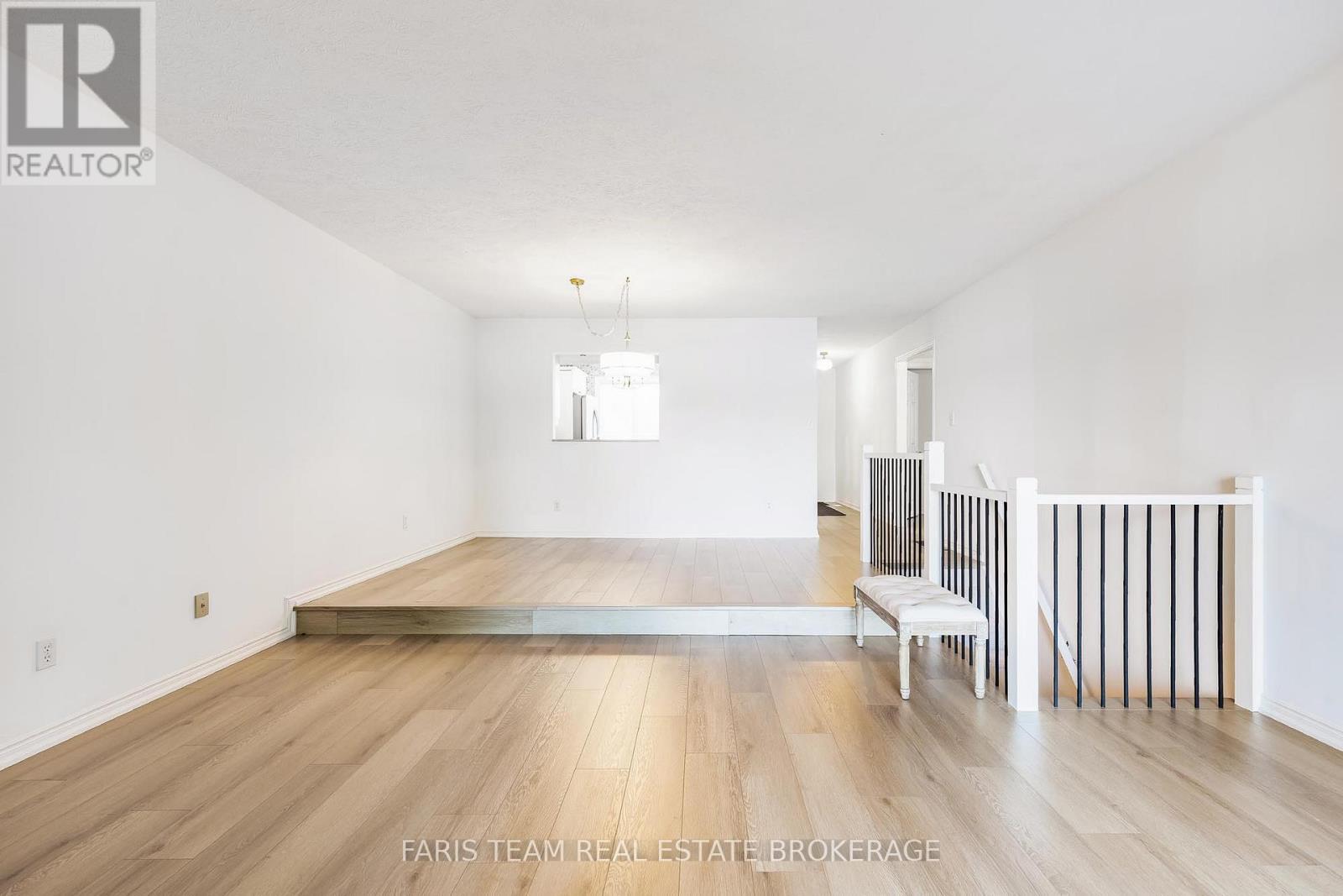 101 - 260 Cedarmere Road, Orillia, Ontario  L3V 7H1 - Photo 15 - S12801924