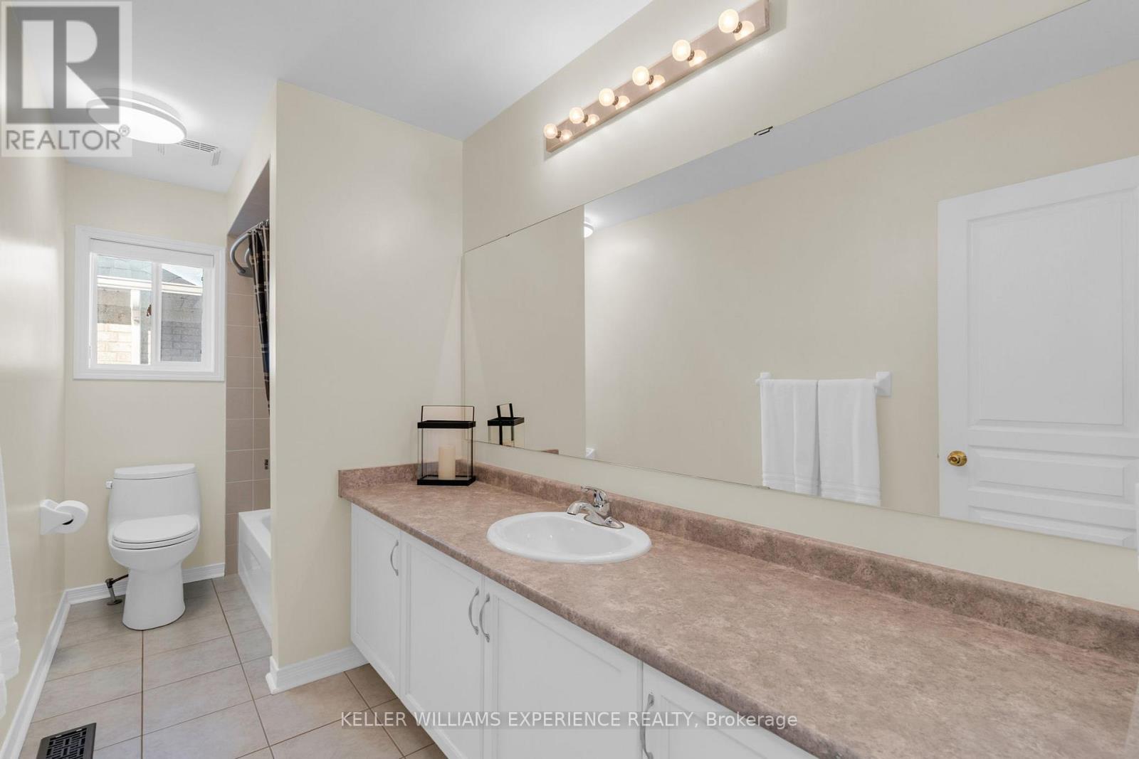 14 Charlemagne Avenue, Barrie (Innis-Shore), Ontario  L4M 0A9 - Photo 16 - S12801934