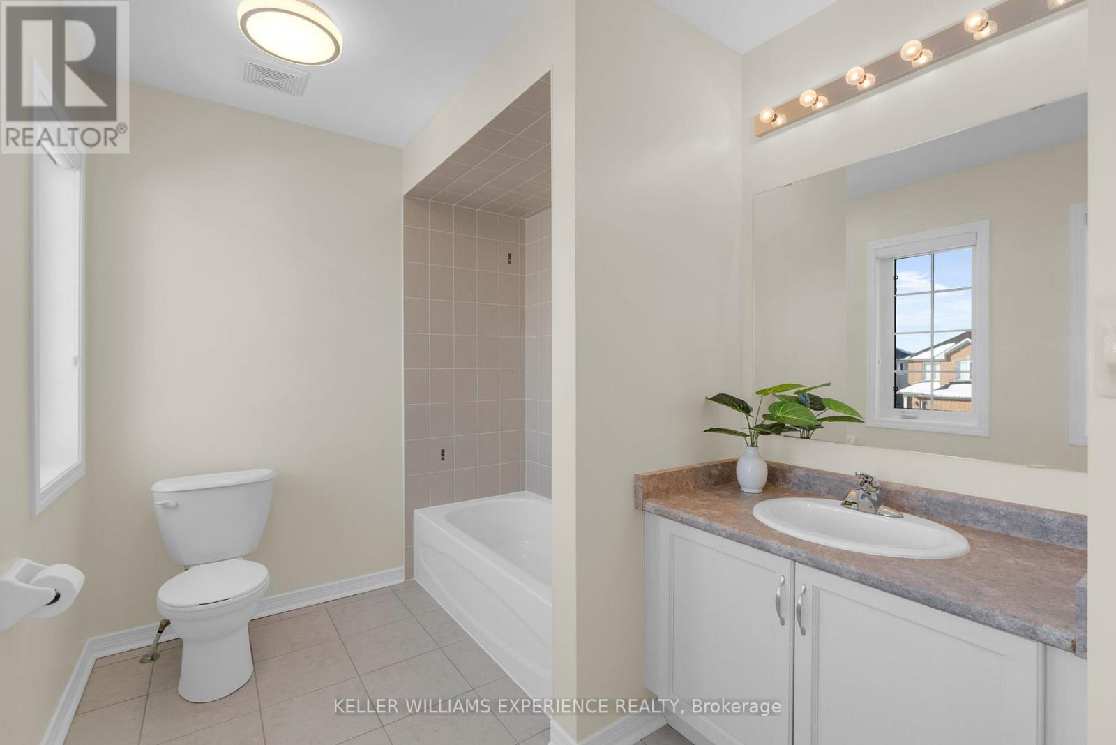 14 Charlemagne Avenue, Barrie (Innis-Shore), Ontario  L4M 0A9 - Photo 17 - S12801934