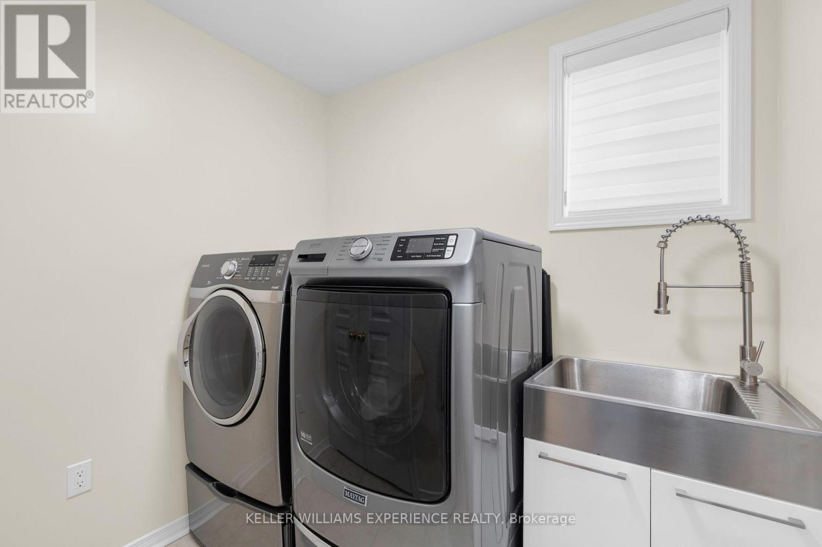 14 Charlemagne Avenue, Barrie (Innis-Shore), Ontario  L4M 0A9 - Photo 19 - S12801934