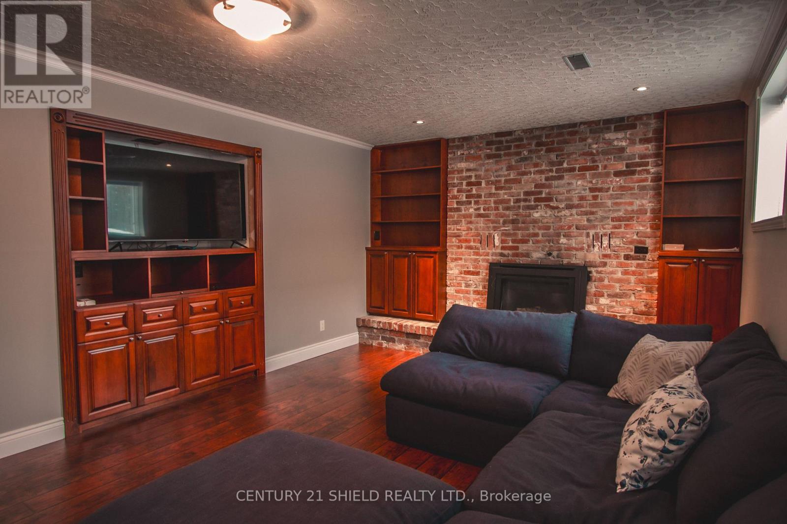 771 Laflin Avenue, Cornwall, Ontario  K6J 3M6 - Photo 18 - X12802166