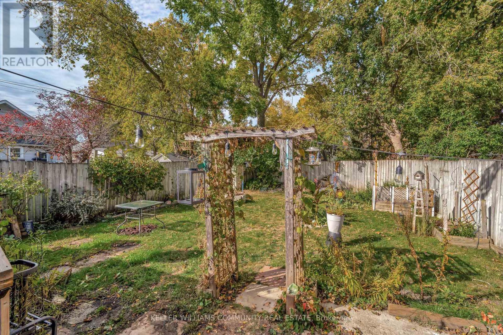 112 Lansdowne Street W, Peterborough, Ontario  K9J 1Y1 - Photo 42 - X12707024