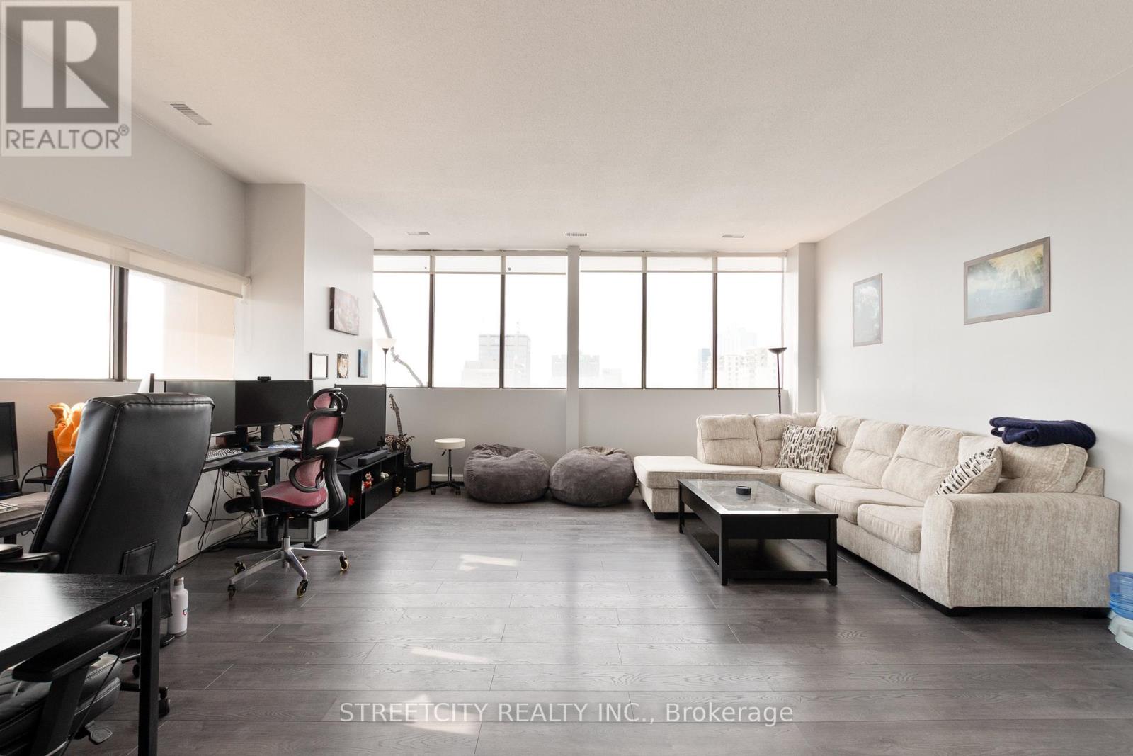 2103 - 389 Dundas Street, London East, Ontario  N6B 3L5 - Photo 4 - X12797562