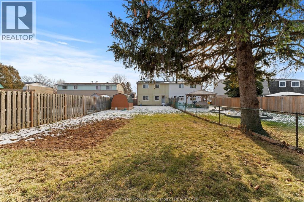 10732 Atwater Crescent, Windsor, Ontario N8R 1N6 - Photo 32 - 26003552