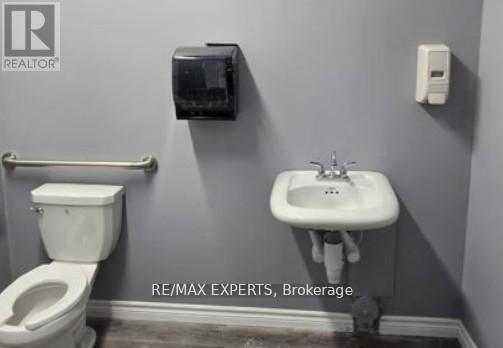 B110 - 5266 Solar Drive, Mississauga, Ontario  L4W 5M8 - Photo 9 - W12686812