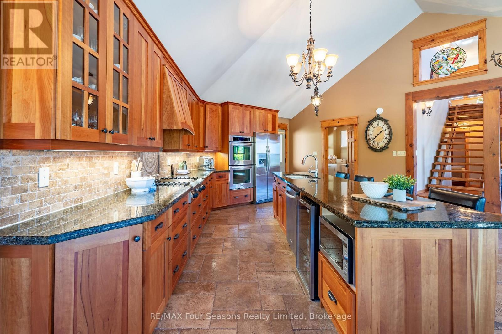 805 Eastdale Drive, Wasaga Beach, Ontario  L9Z 2R5 - Photo 17 - S12801956