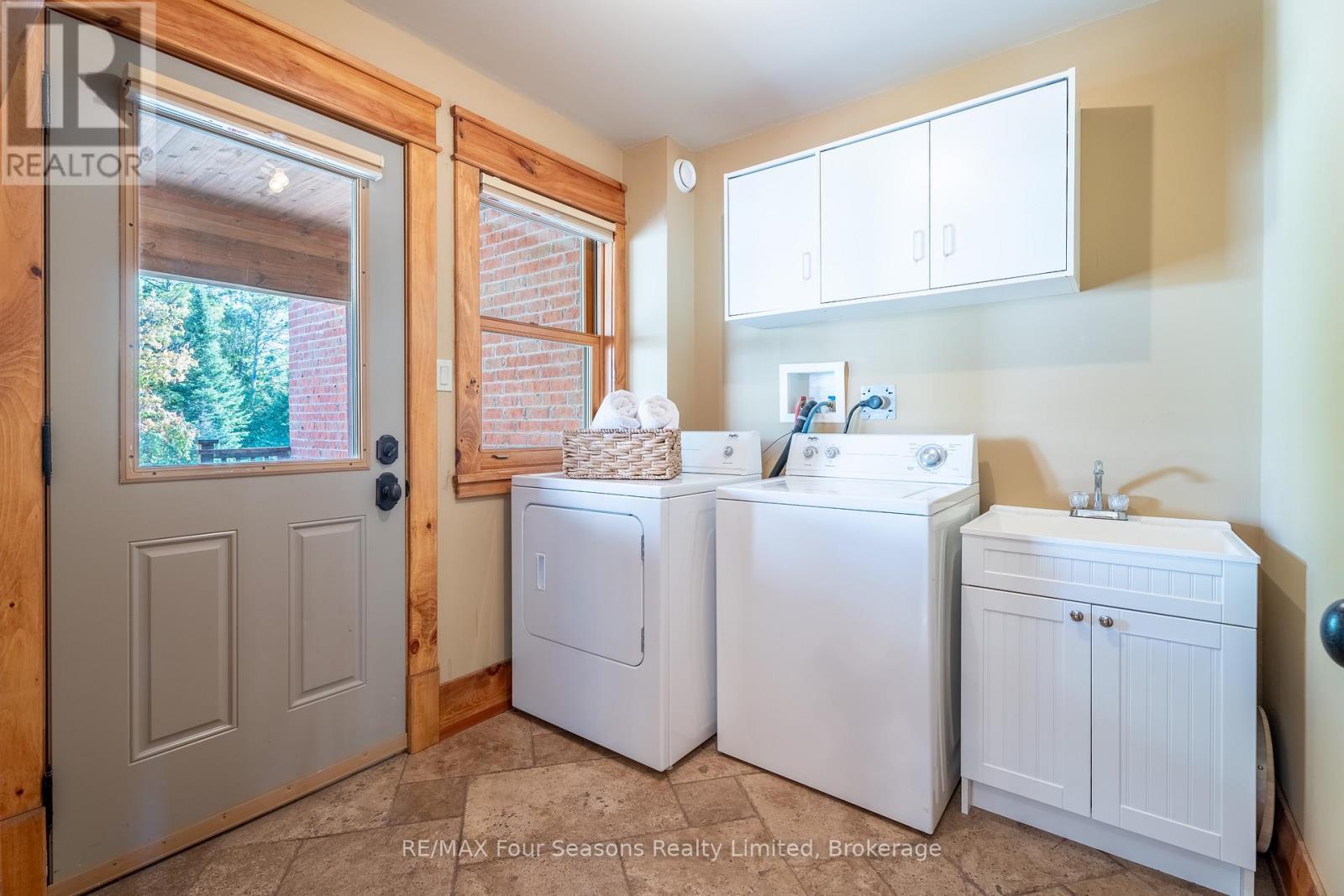 805 Eastdale Drive, Wasaga Beach, Ontario  L9Z 2R5 - Photo 27 - S12801956