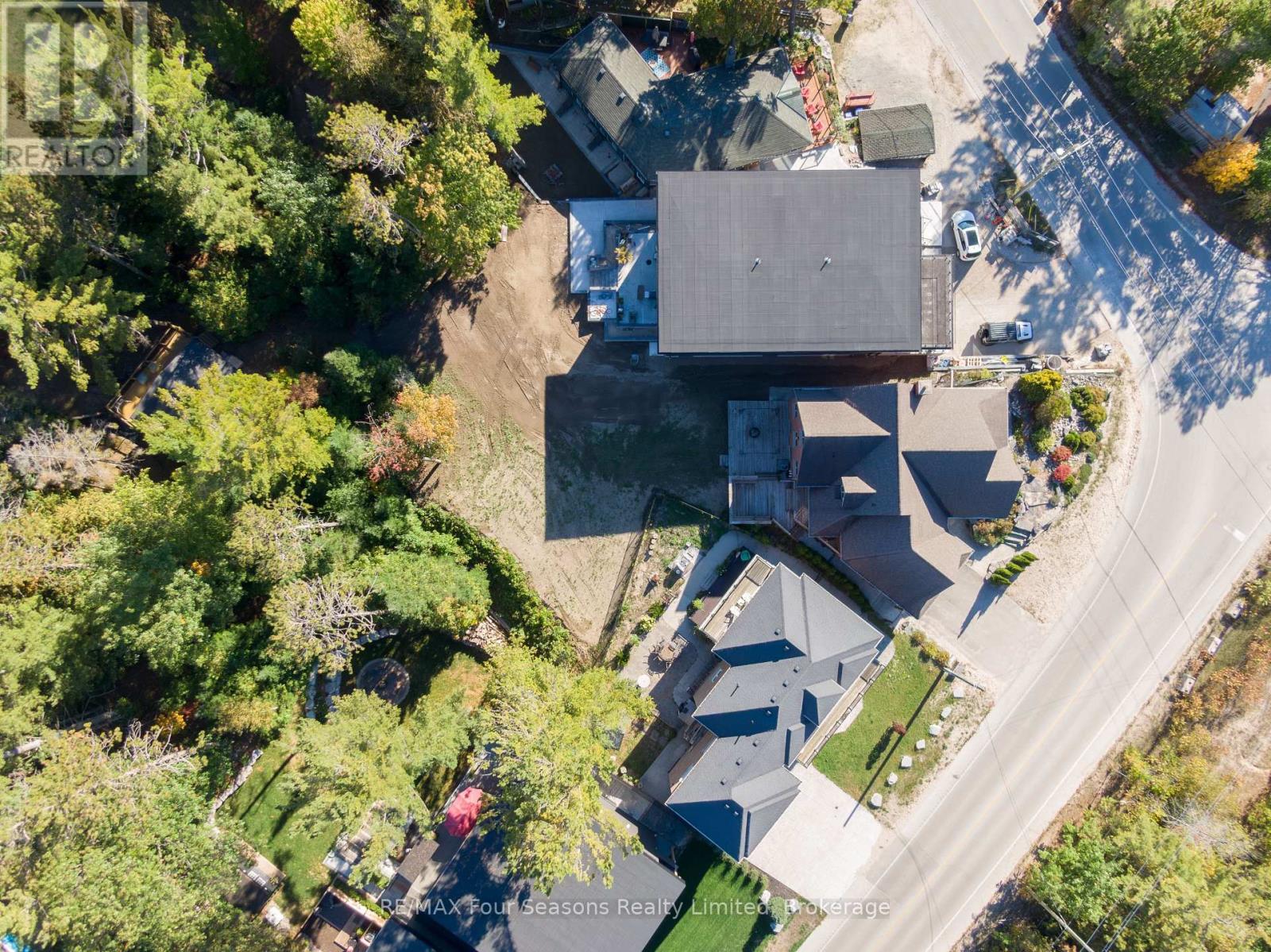 805 Eastdale Drive, Wasaga Beach, Ontario  L9Z 2R5 - Photo 43 - S12801956