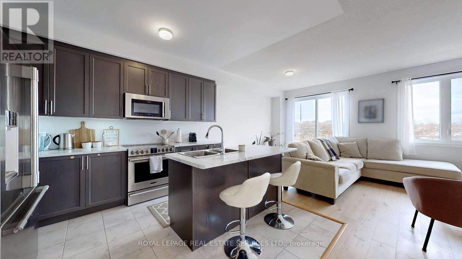 1068 Lockie Drive, Oshawa, Ontario  L1L 0R9 - Photo 7 - E12709578