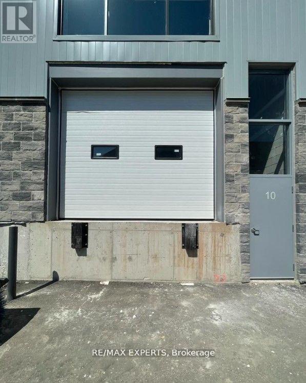 B110 - 5266 Solar Drive, Mississauga, Ontario  L4W 5M8 - Photo 8 - W12686812