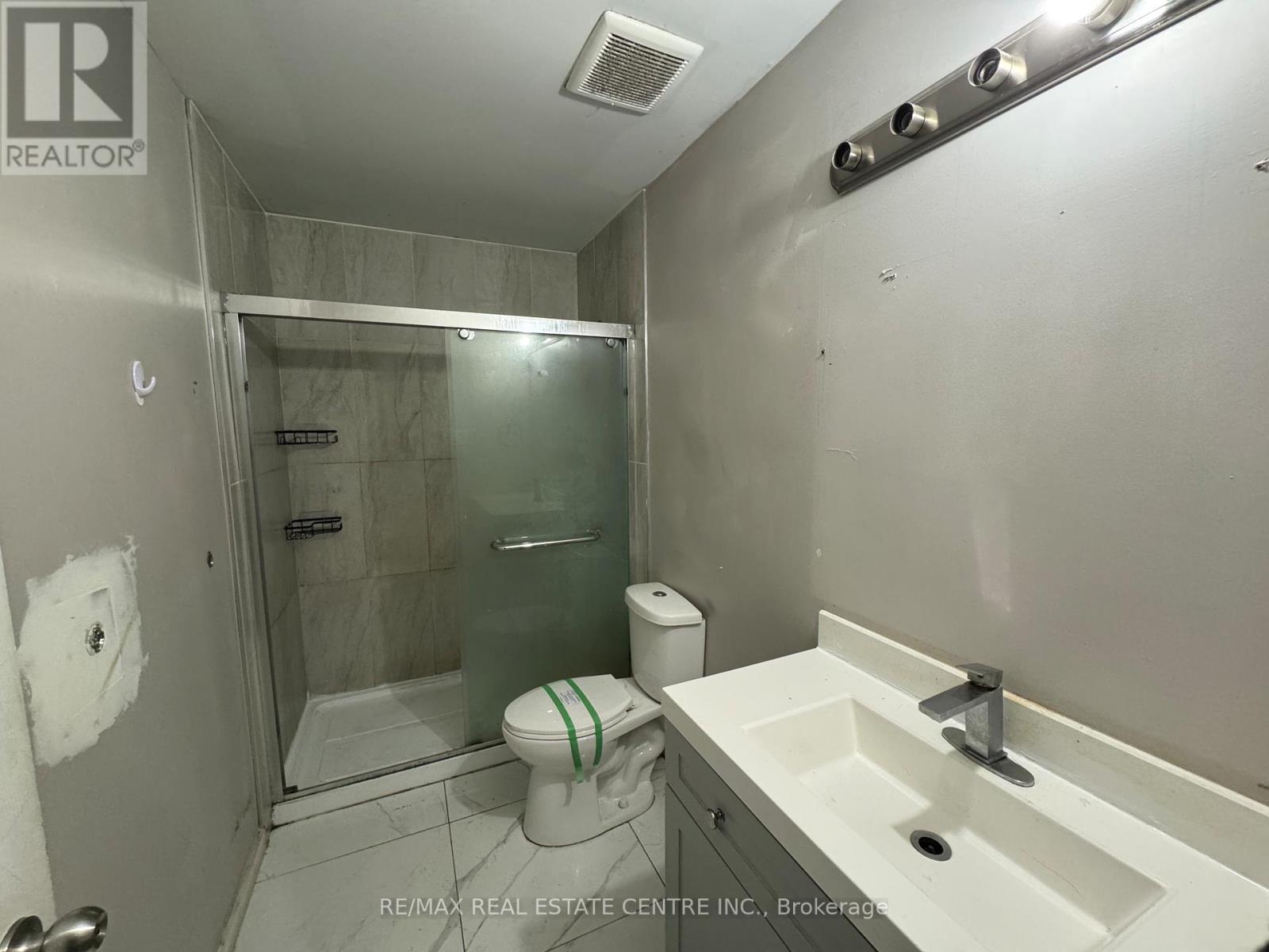 34 - 190 Fleming Drive, London East, Ontario  N5V 5B8 - Photo 20 - X12270892