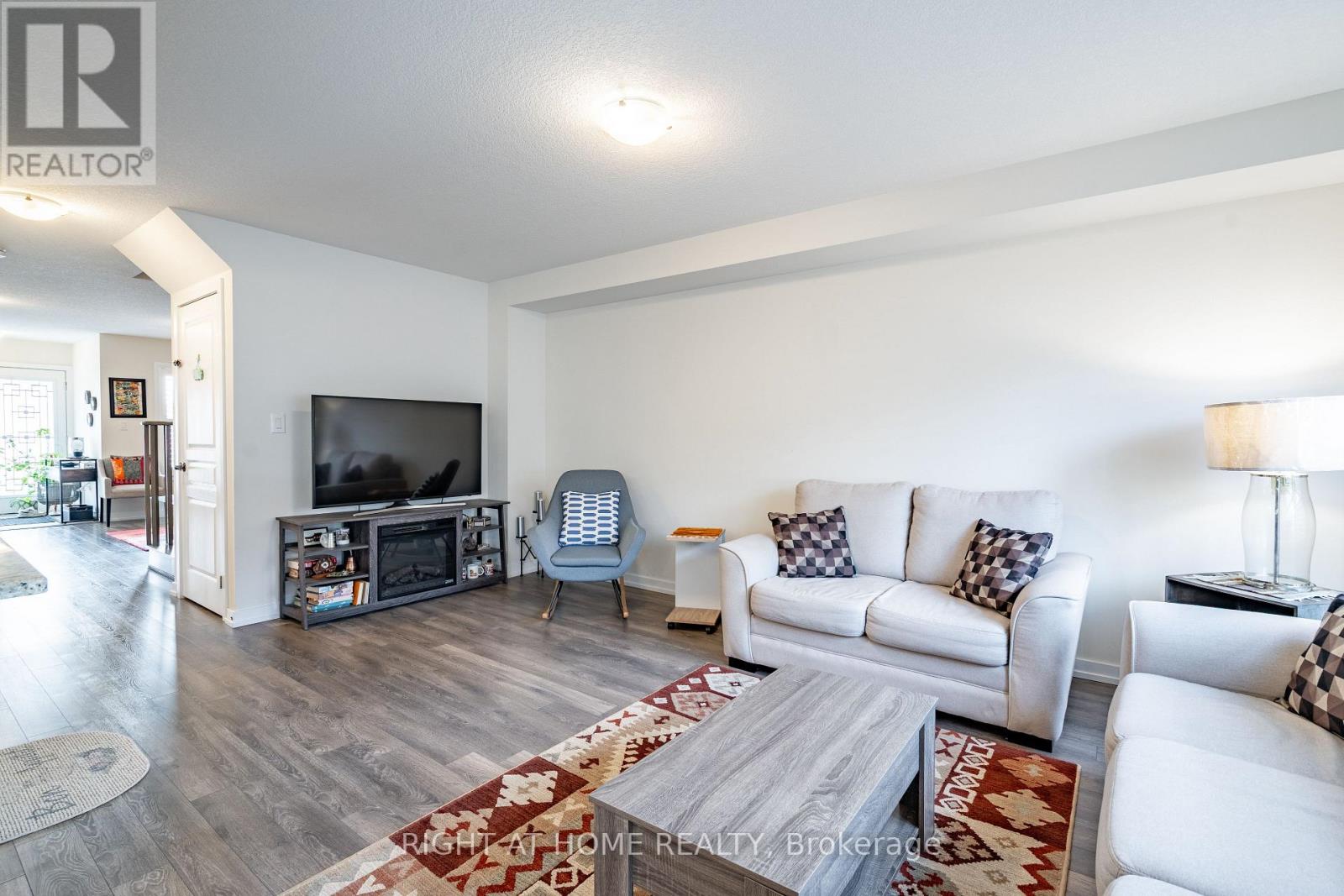 40 Hedges Crescent, Hamilton, Ontario  L8J 0K8 - Photo 25 - X12588494