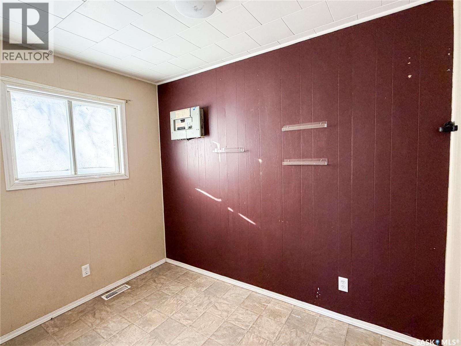 608 3rd Avenue W, Meadow Lake, Saskatchewan  S9X 1A8 - Photo 6 - SK028786