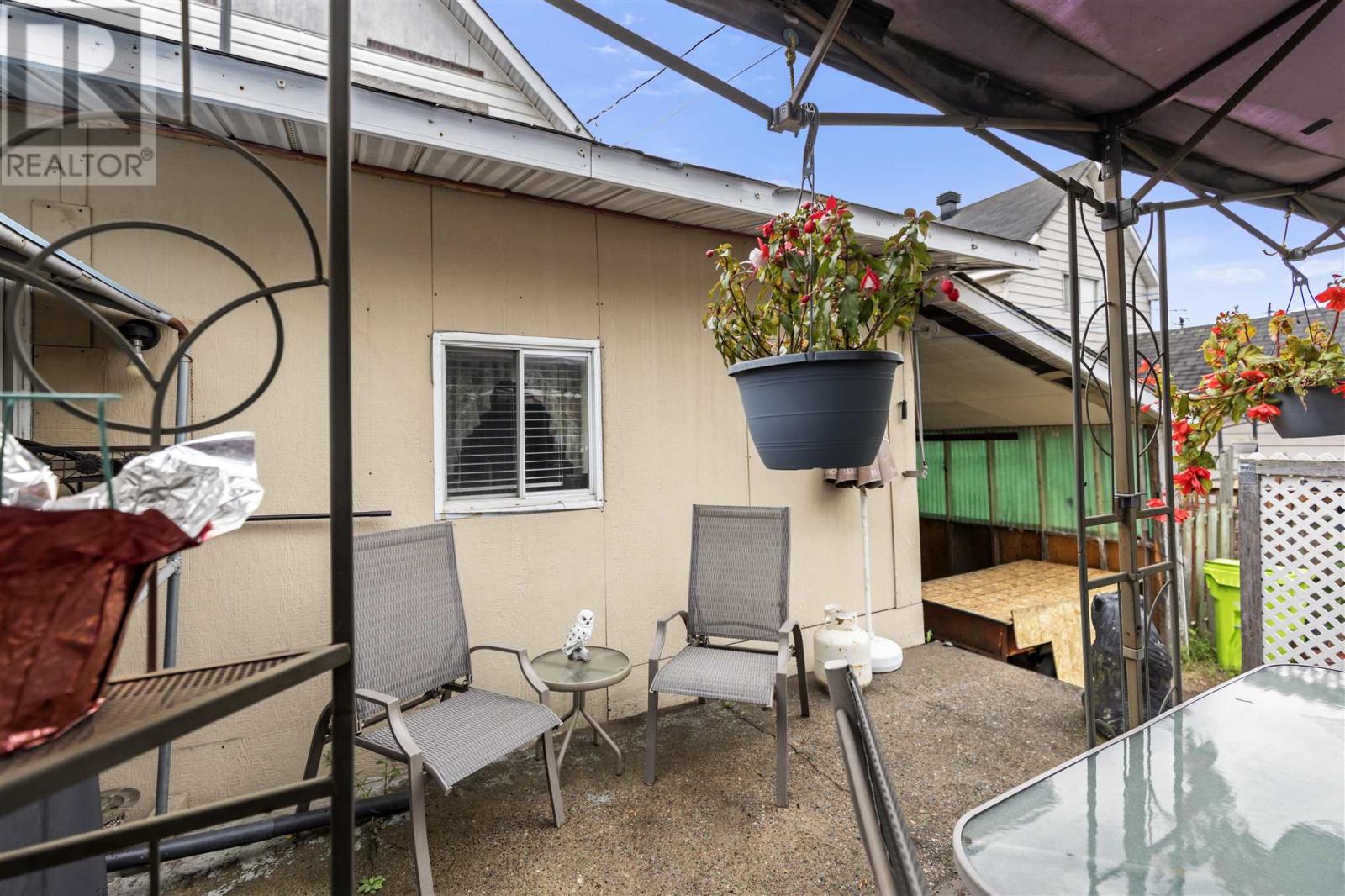 249 John St, Sault Ste. Marie, Ontario  P6A 1P4 - Photo 30 - SM260317