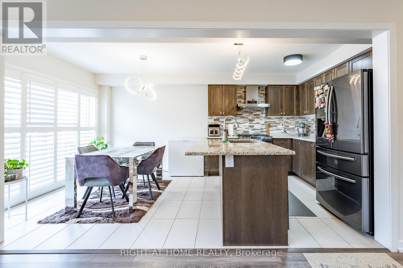 40 Hedges Crescent, Hamilton, Ontario  L8J 0K8 - Photo 26 - X12588494