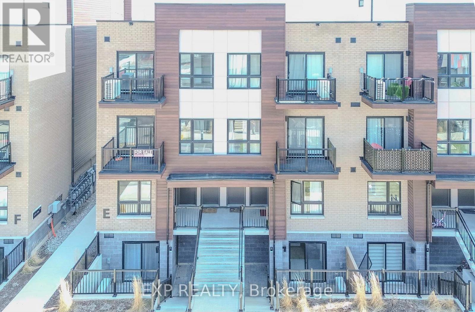 E1 - 20 PALACE STREET, Kitchener, Ontario