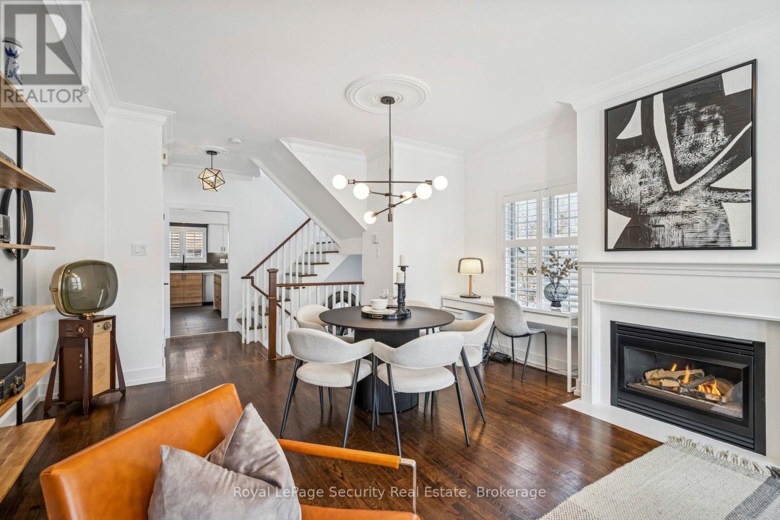 2 Bluewater Court, Toronto, Ontario  M8V 4A8 - Photo 10 - W12801864